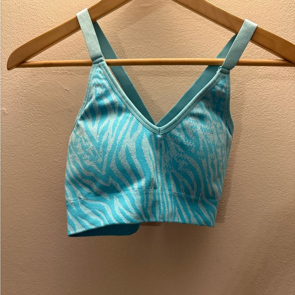 AYBL Turquoise Patterned set sports bra and shorts size small